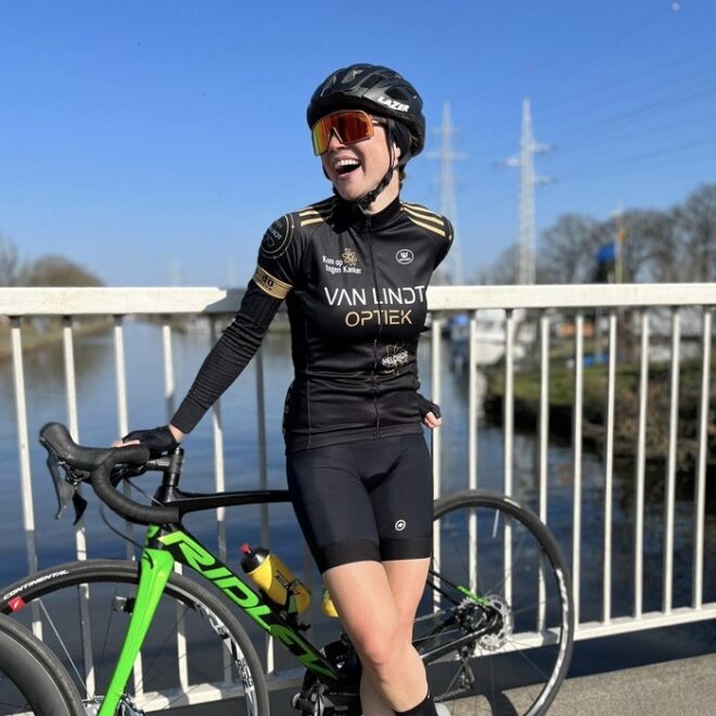 Erika Van Tielen fietst de stress van zich af